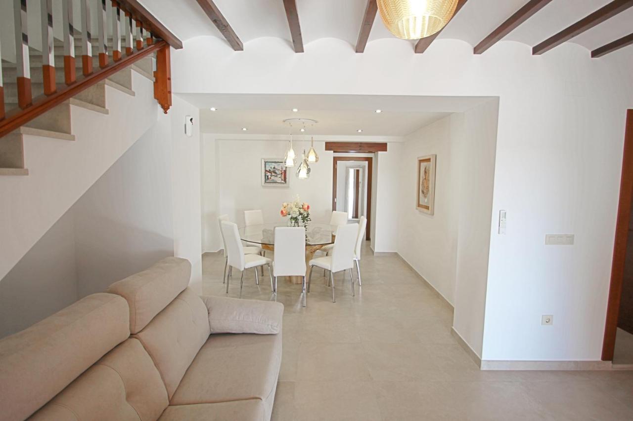 Rosalia - With Panoramic View And Private Pool In Teluda Villa