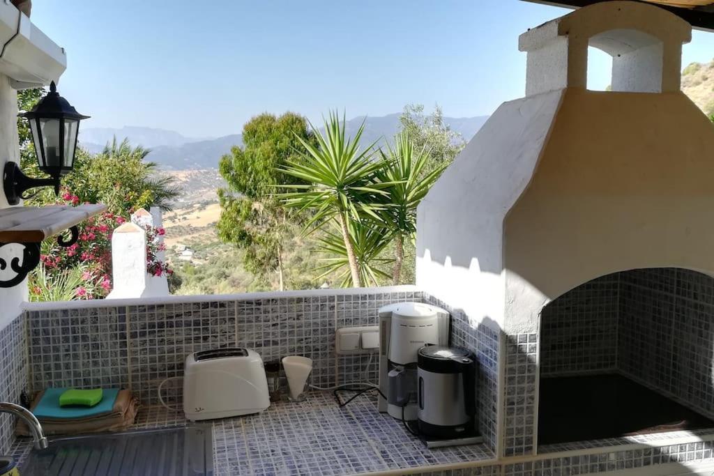 Holiday home Tiny House 12m2 In With 55 M2 Pool Tolox
