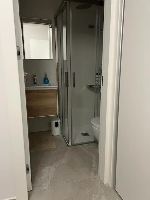 Apartamento Modern In Torrevjea 200m From The Loccos Torrevieja