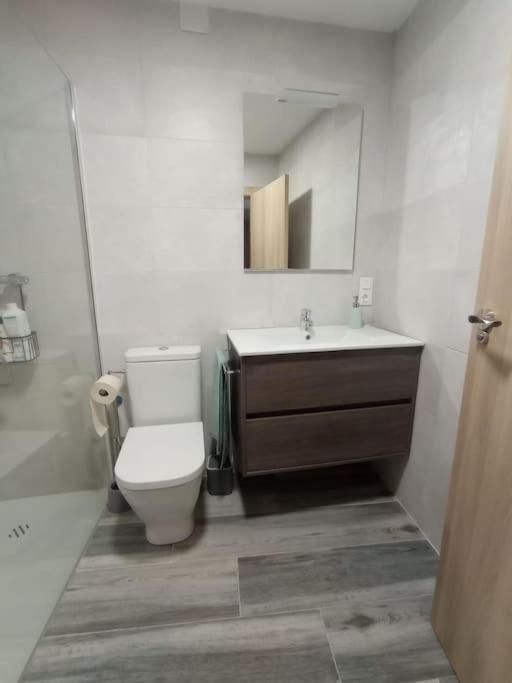 Holiday home Agradable Casa Antigua Reformada Con Patio Espejon