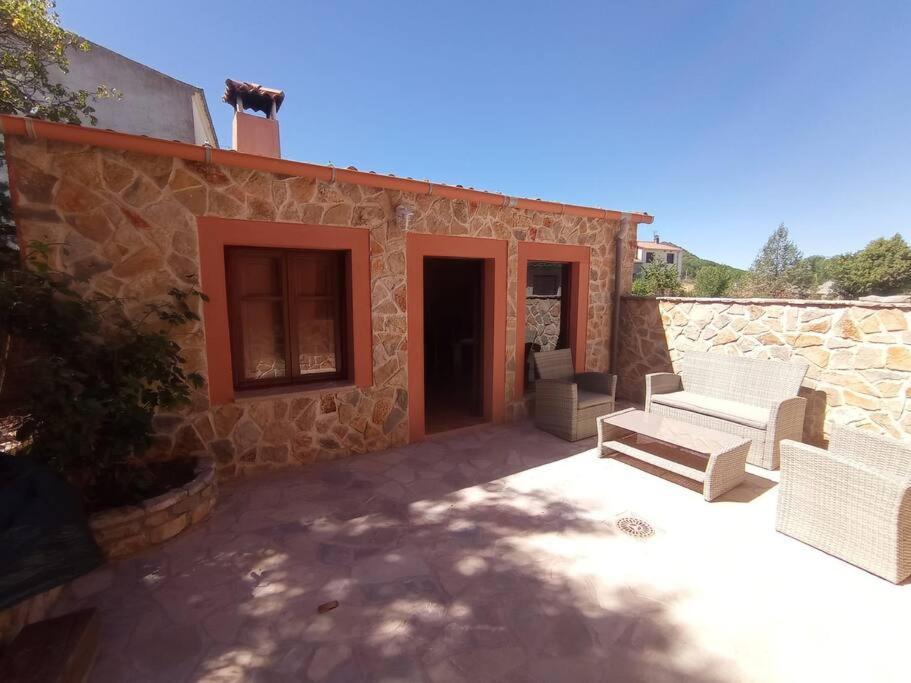 Holiday home Agradable Casa Antigua Reformada Con Patio Espejon