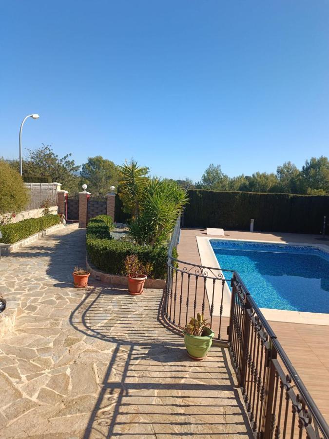 Con Piscina En Holiday home *