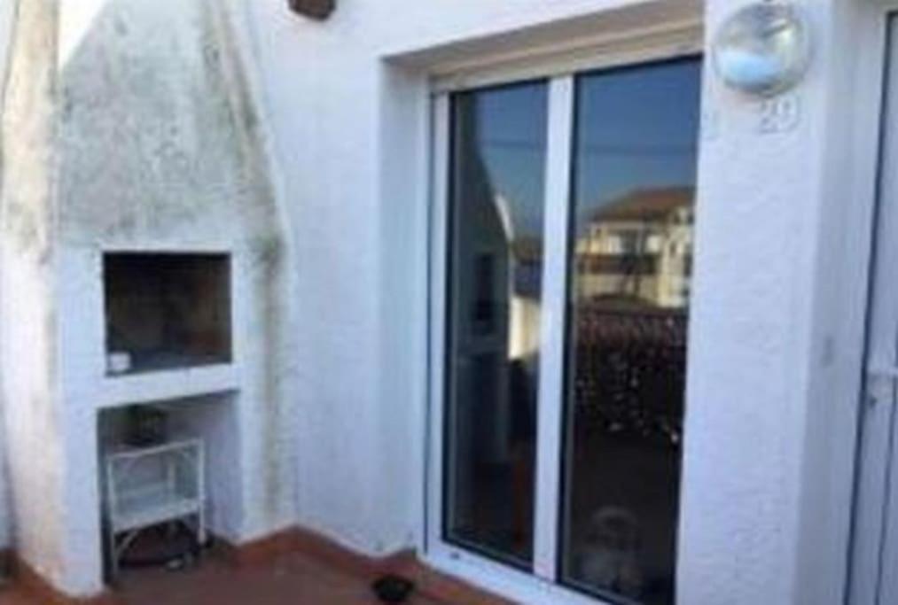 Apartment Empuriabrava, T2 Avec Piscine, Terrasse, Barbecue