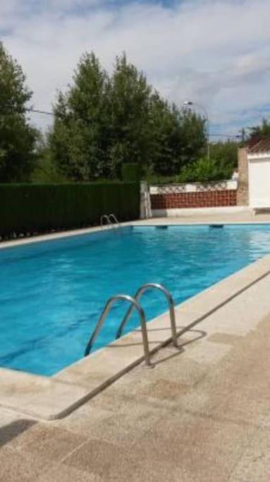 Empuriabrava, T2 Avec Piscine, Terrasse, Barbecue Empuriabrava