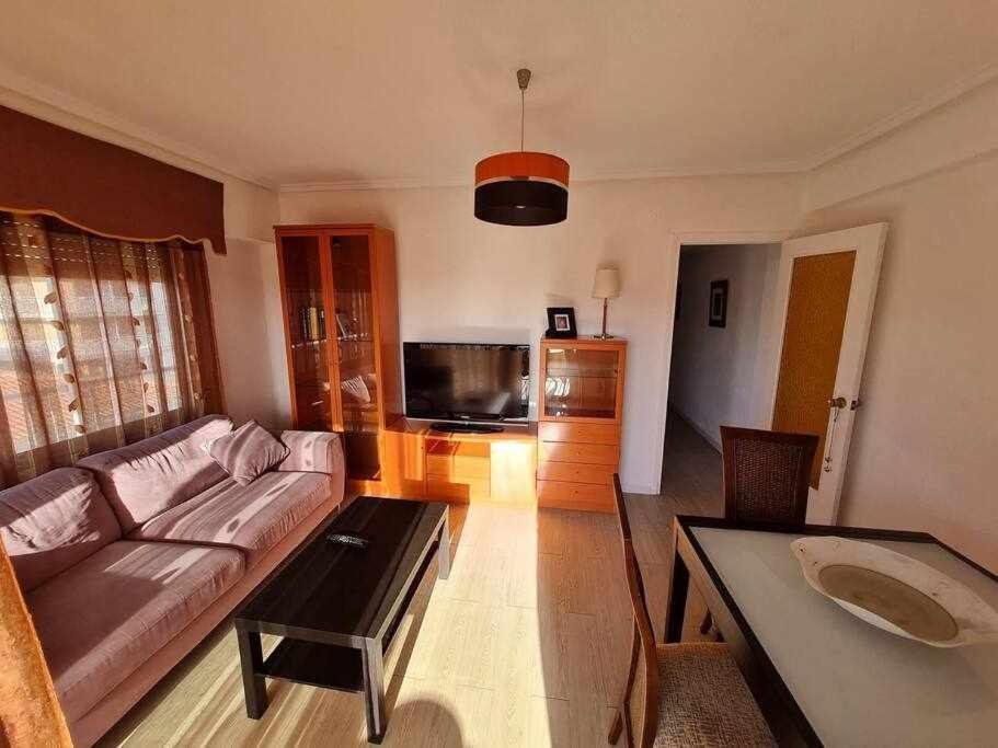 Apartamento Sax 33 Apartment *