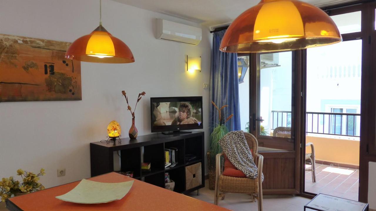 Apartamento Trocadero Ap18 *