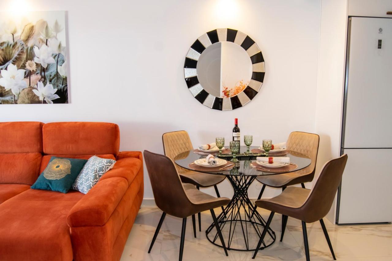 Parque Santiago I Stunning Brand New 2 Bedroom Playa De Américas * Playa de las Américas