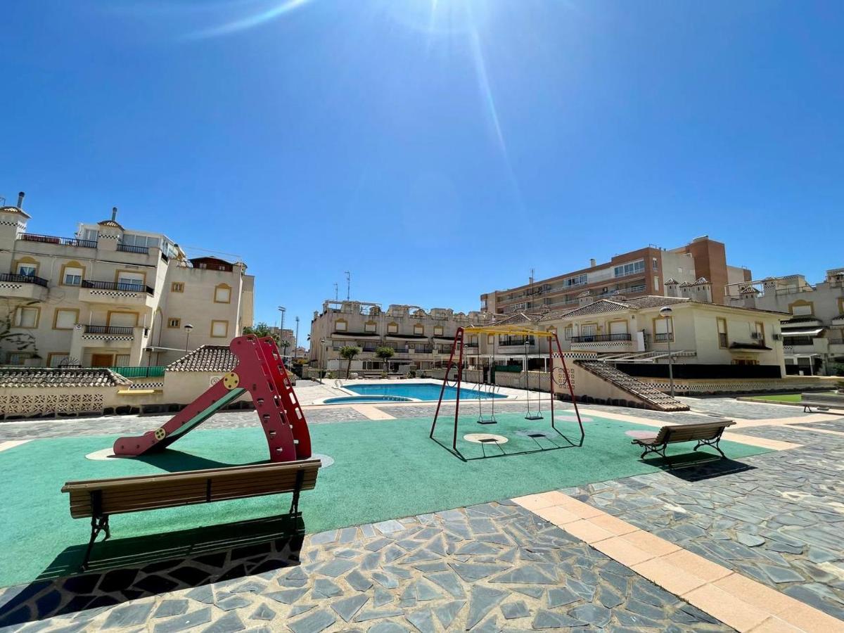 Family House With Pool Сasa de vacaciones Santa Pola