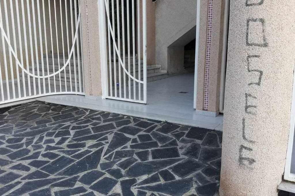 Carmen En Apartamento