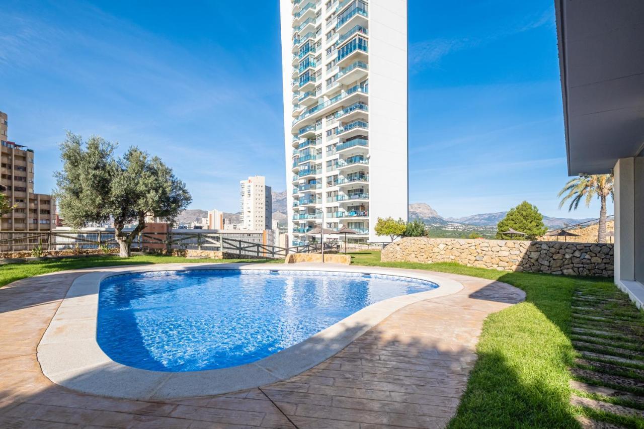 Torre Lugano Apartment Levante Beach *