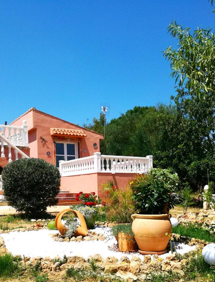 Casa Martinez & D'hotes A 3 Kms De Montserrat Valencia Homestay