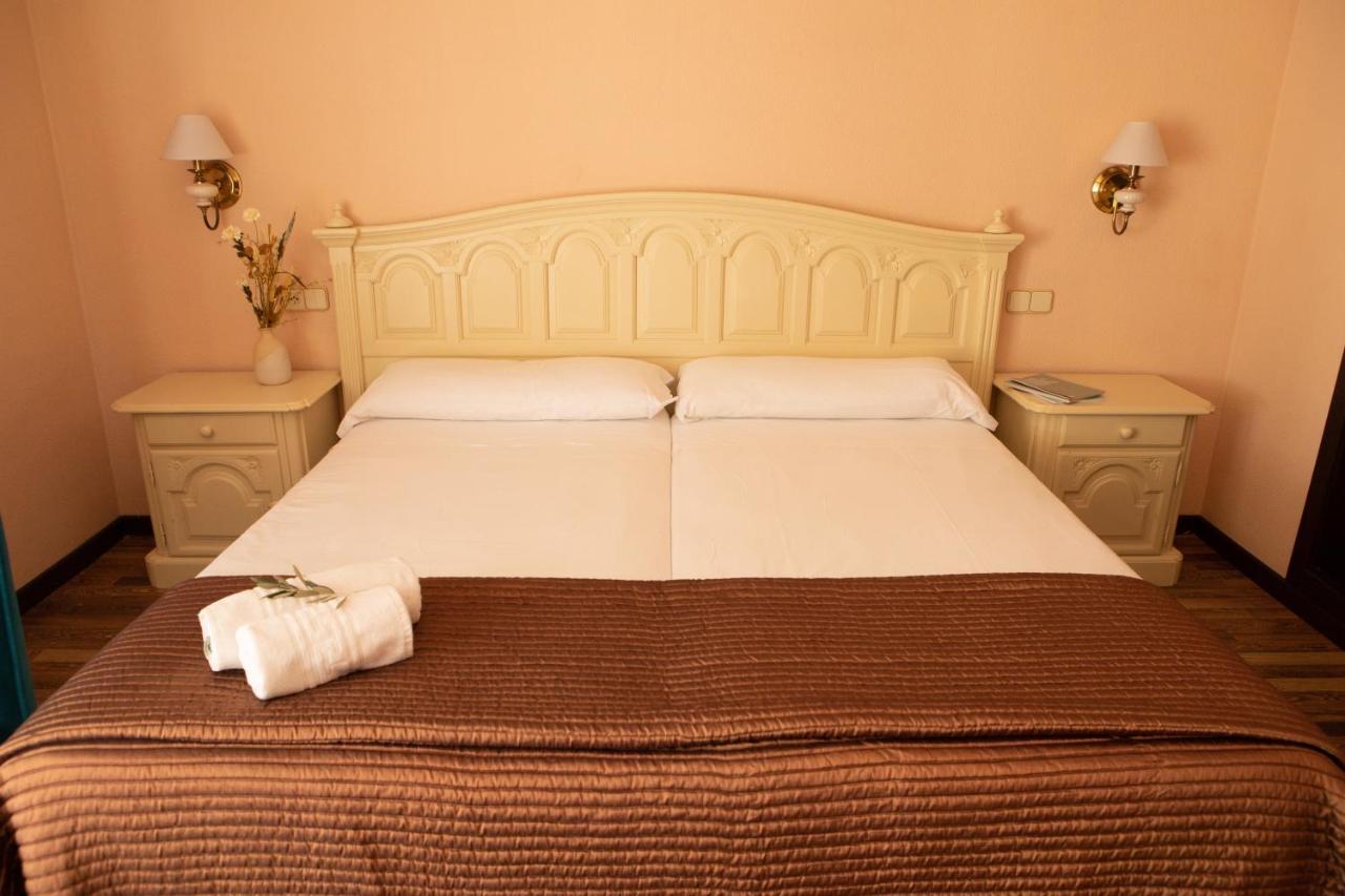 Hotel Roger De Flor By Seleqtta 4*