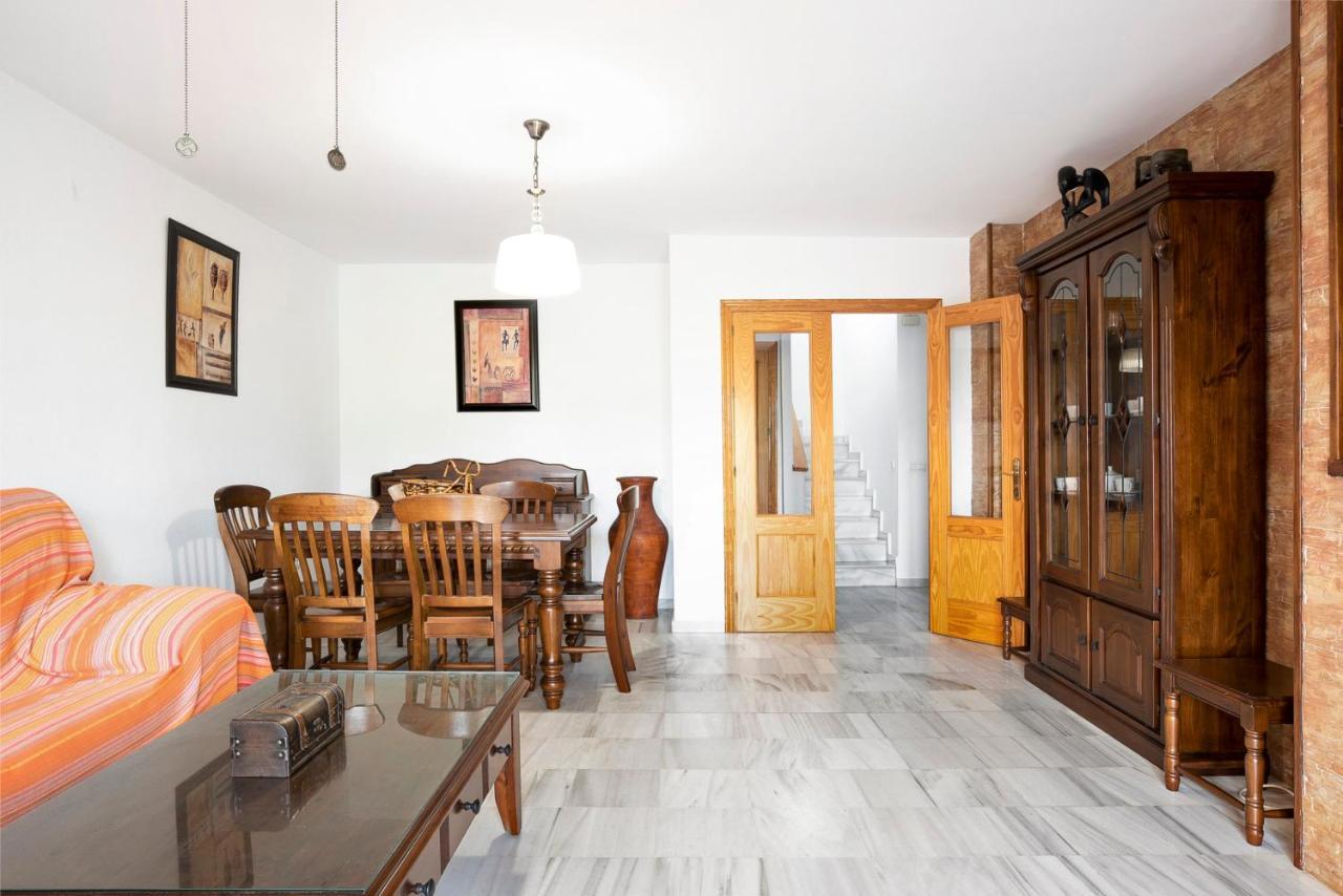 Residencial Camino Del Tejar Holiday home *
