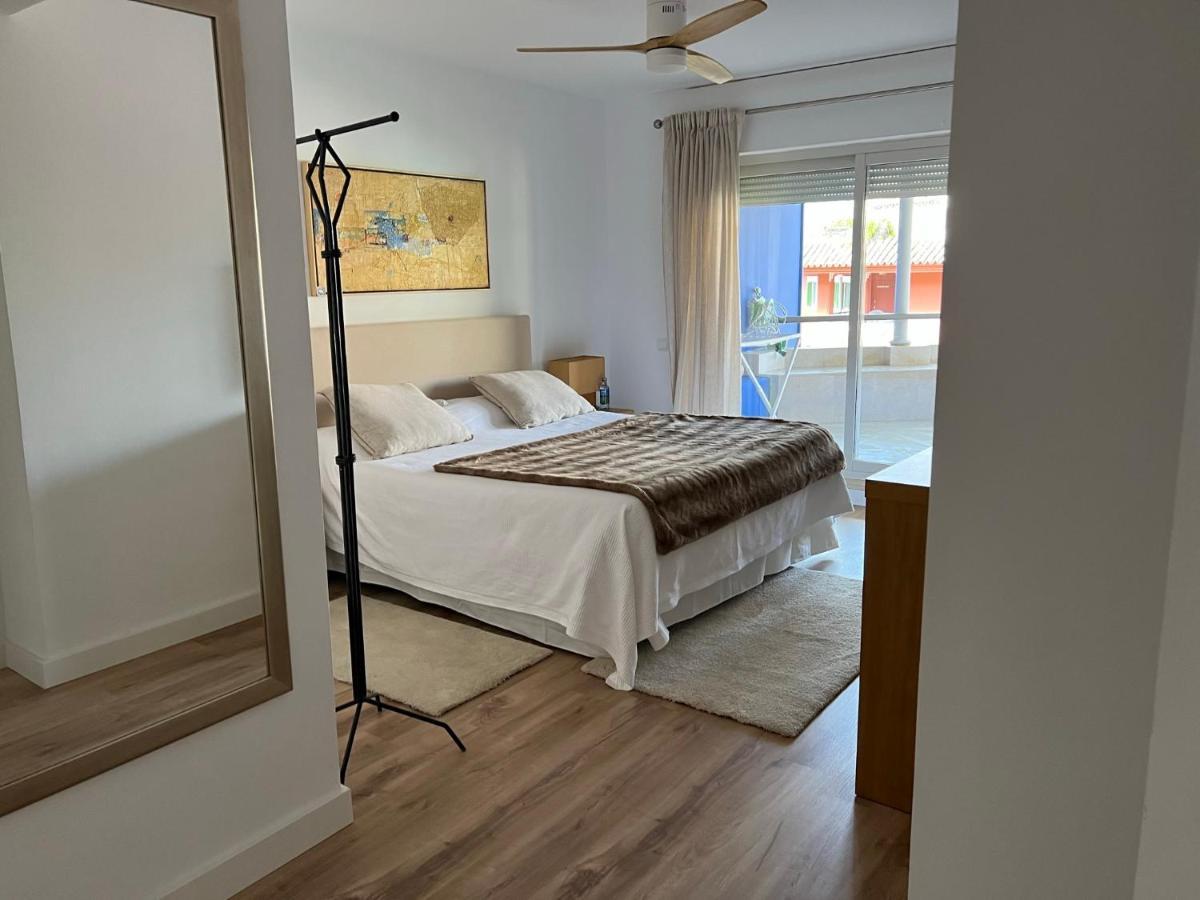 Puerto Marina Apartment *