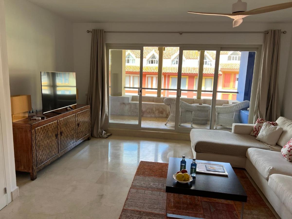 Apartment Puerto Marina Sotogrande