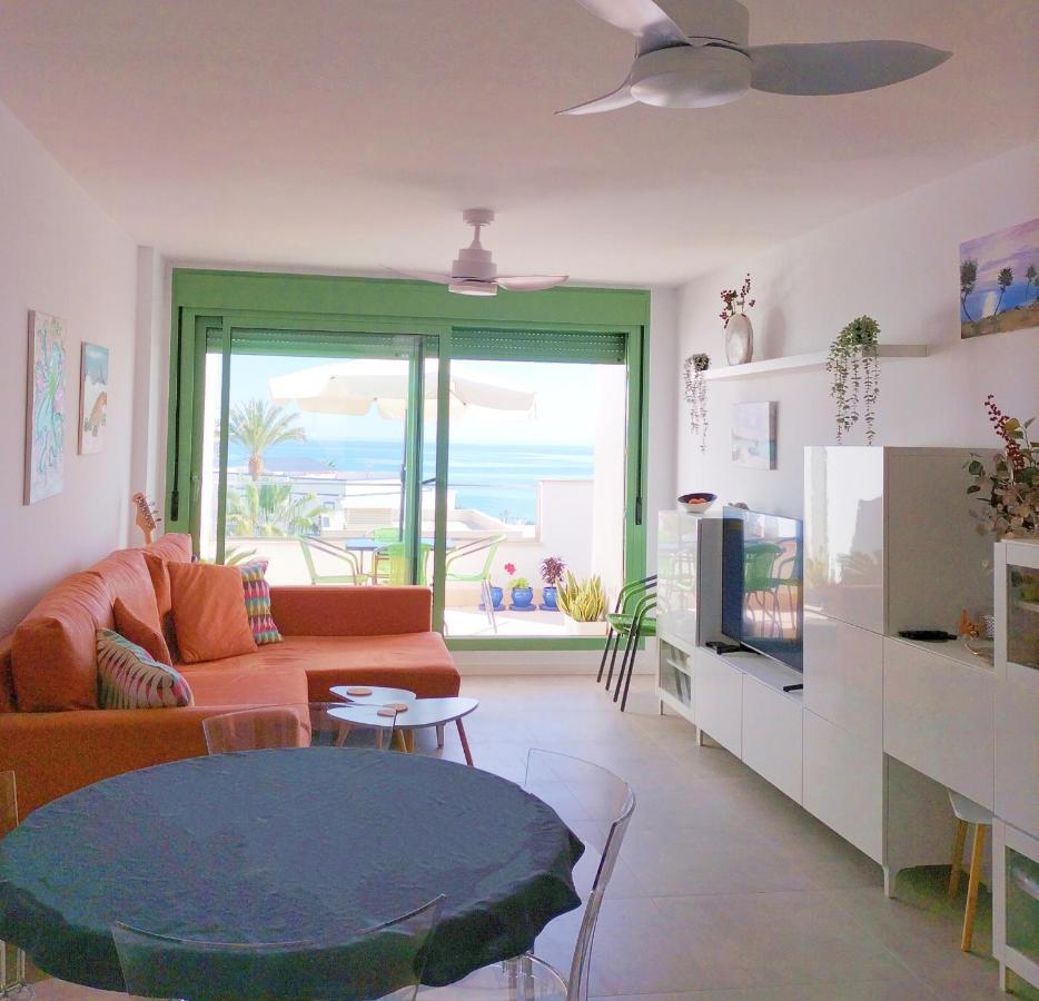 Apartment Sea View - Ultra Modern - Roof Terrace- Front Line