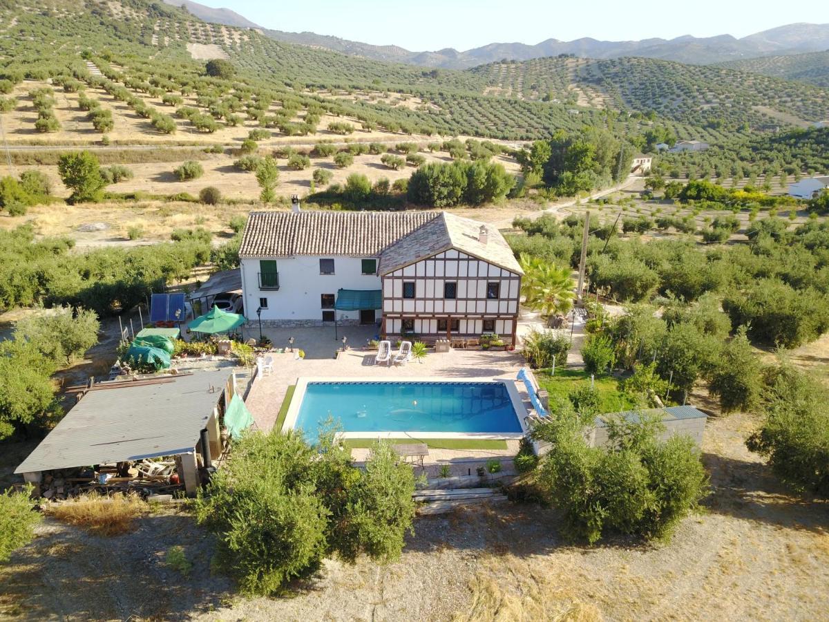 Marrojas, Secluded Tudor Country * Algarinejo