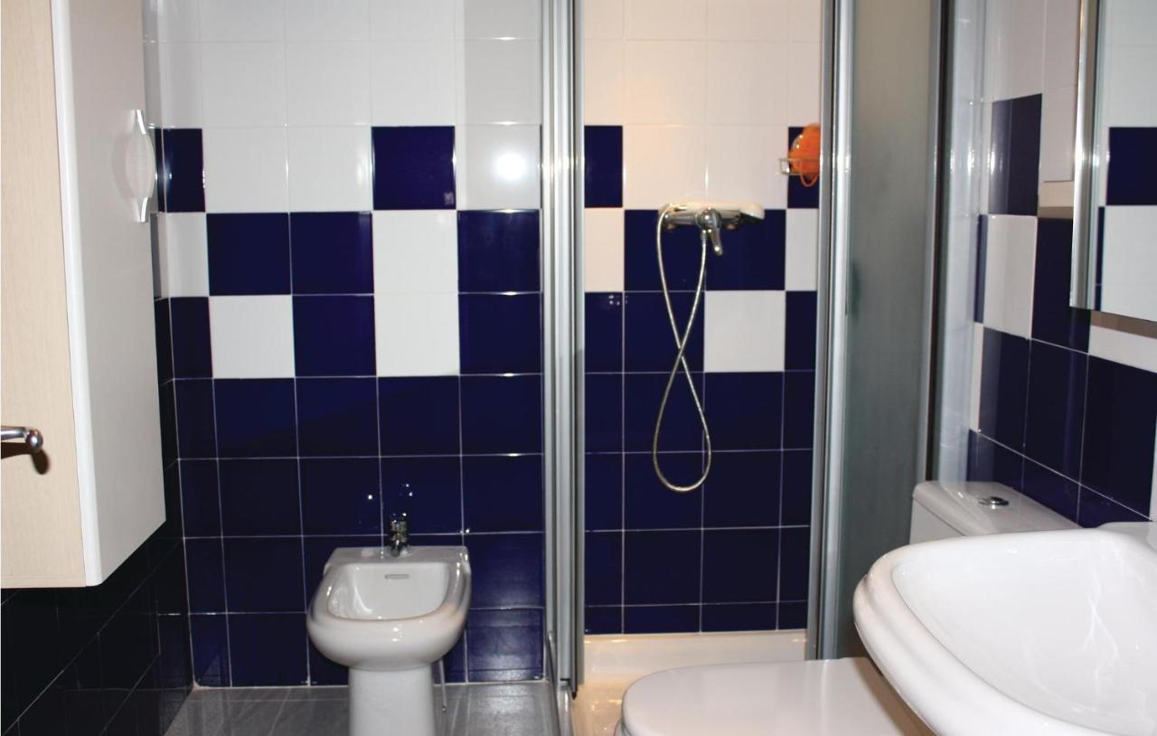 2 Bedroom Beautiful In Apartment Isla Plana