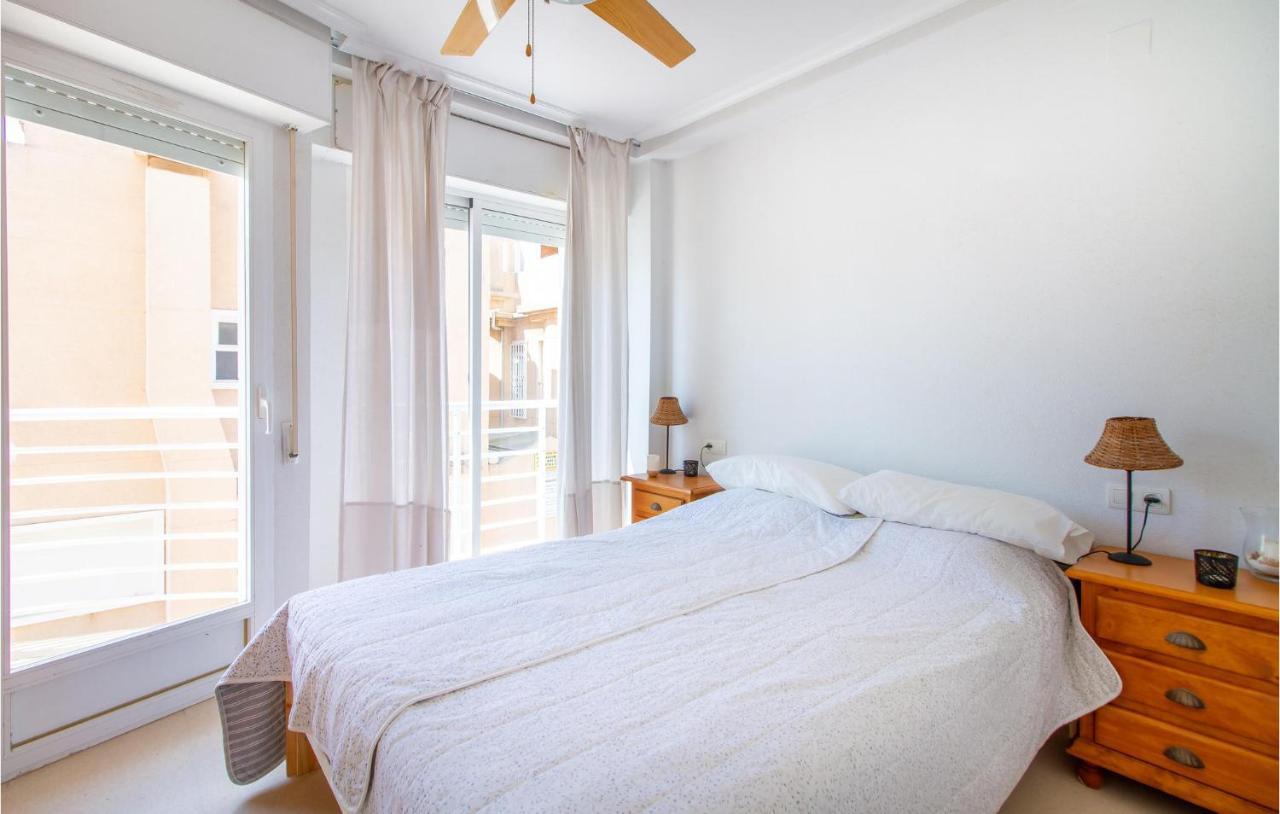 2 Bedroom Lovely In Santa Pola
