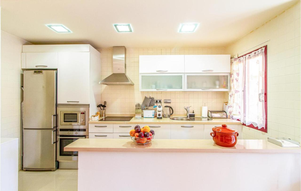 Apartment Cozy In Alcazares With Kitchen *