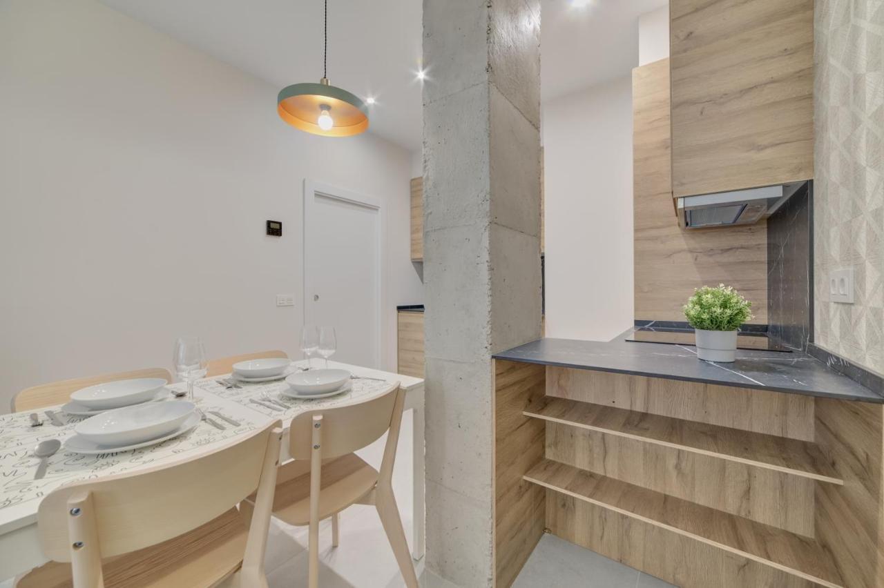 Confort By Clabao