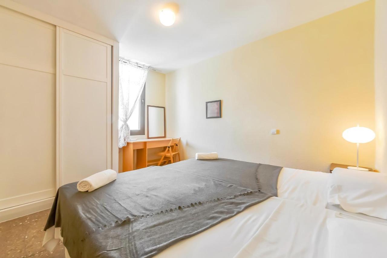 Near Playa De Americas With Wifi And Pool, Tenerife Sur Apartamento