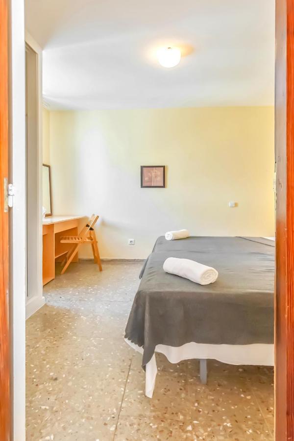 Near Playa De Americas With Wifi And Pool, Tenerife Sur Apartamento *