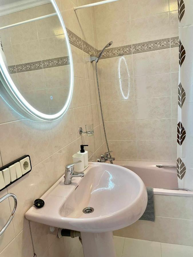 Apartamento De 3 Dorm En Pleno Centro De *