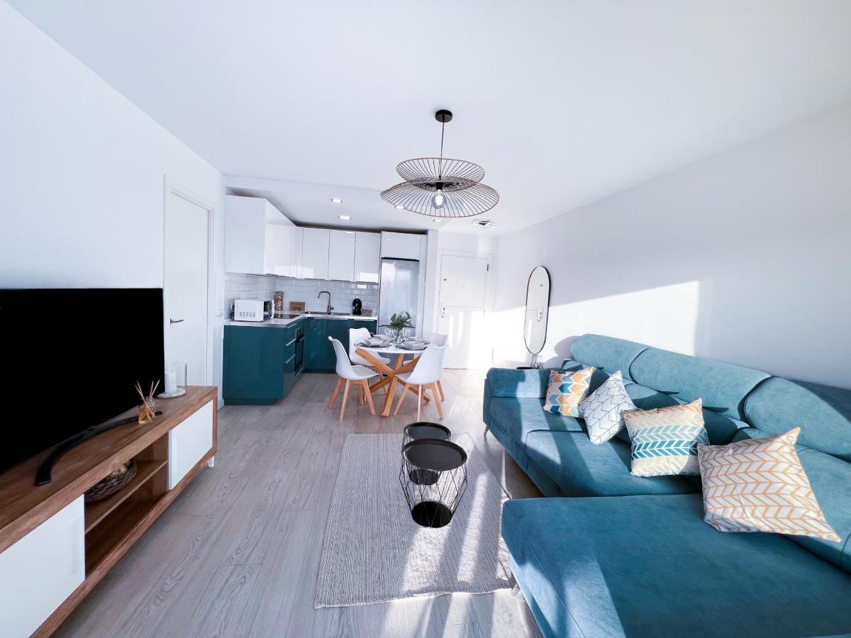 Apartment A 900 M De La Playa Y Con Vistas Al Mar En Fuengirola