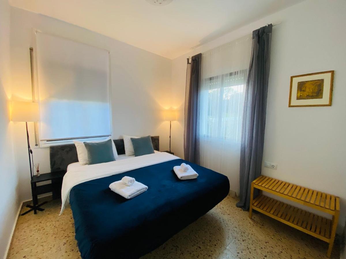 Charming In A Duplex With Garden & Balcony * Cunit