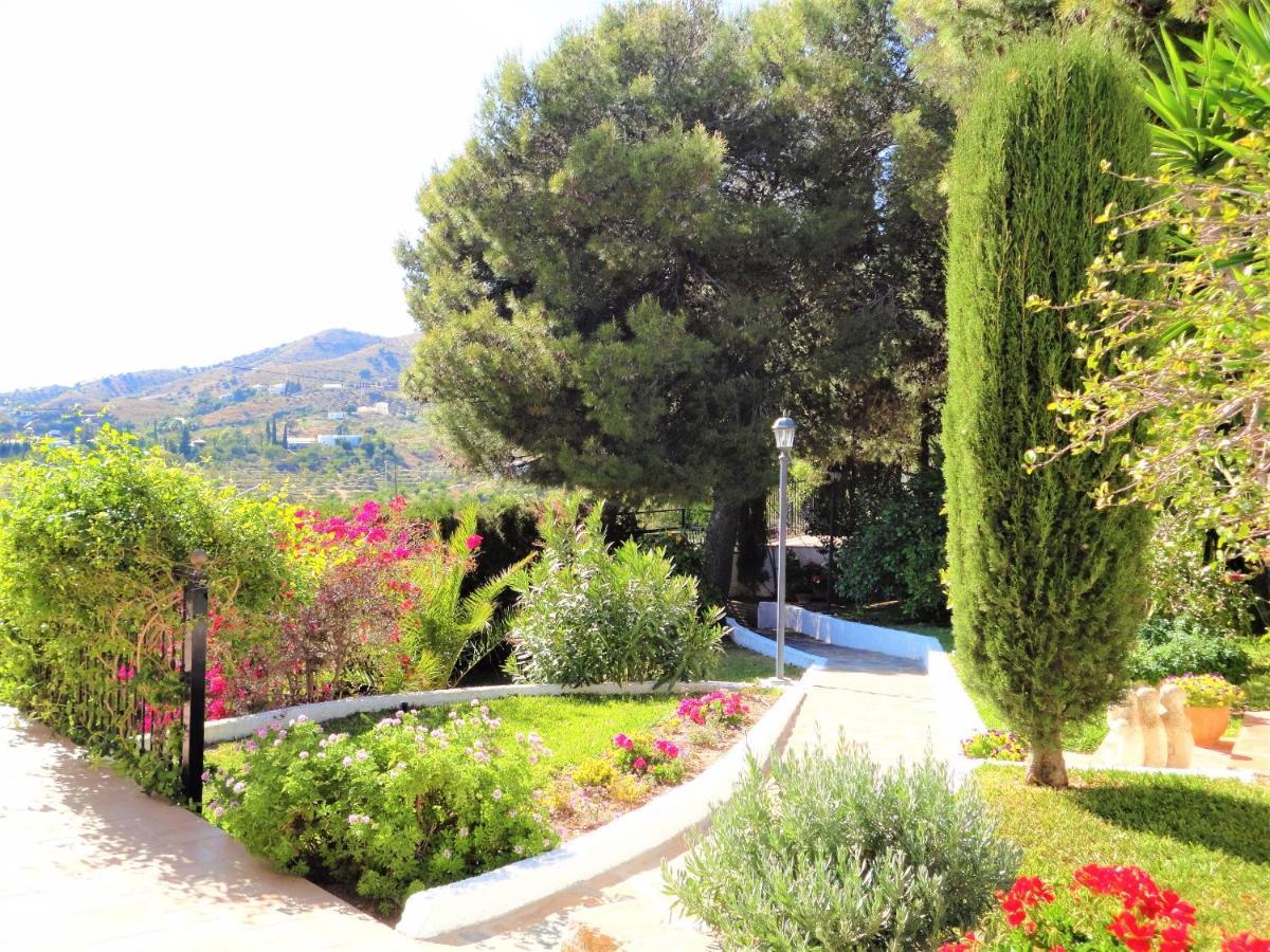 Beautiful Montebello In With Private Pool