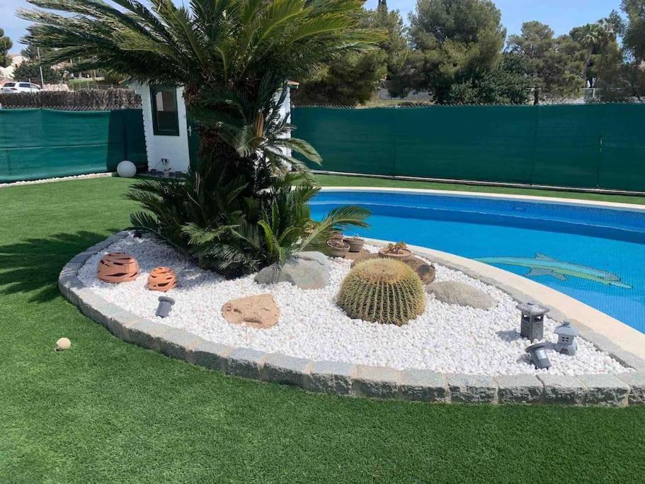 Big House With Swimming Pool Сasa de vacaciones *