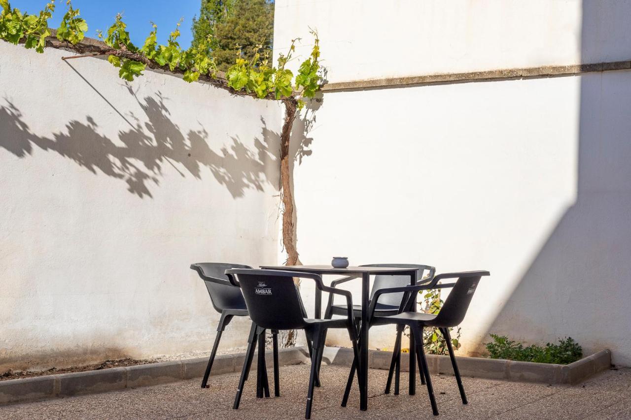 Homestay Casa Rosas Iniesta