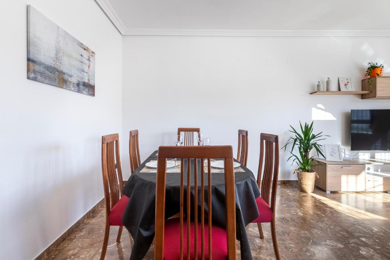 Casa Rosas Homestay Iniesta