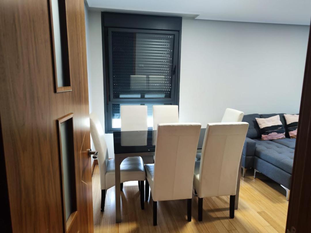 Torres De Montenuno Apartment