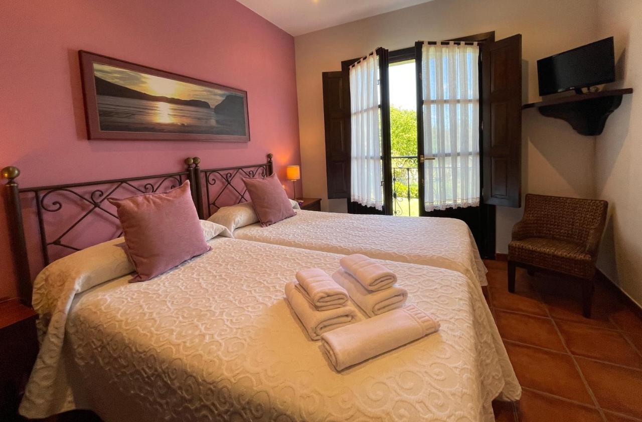 Hotel Rural El Texeu 2*