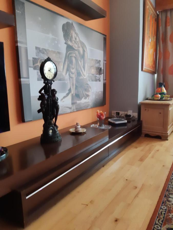 En Centro De Rozas De Madrid Homestay *