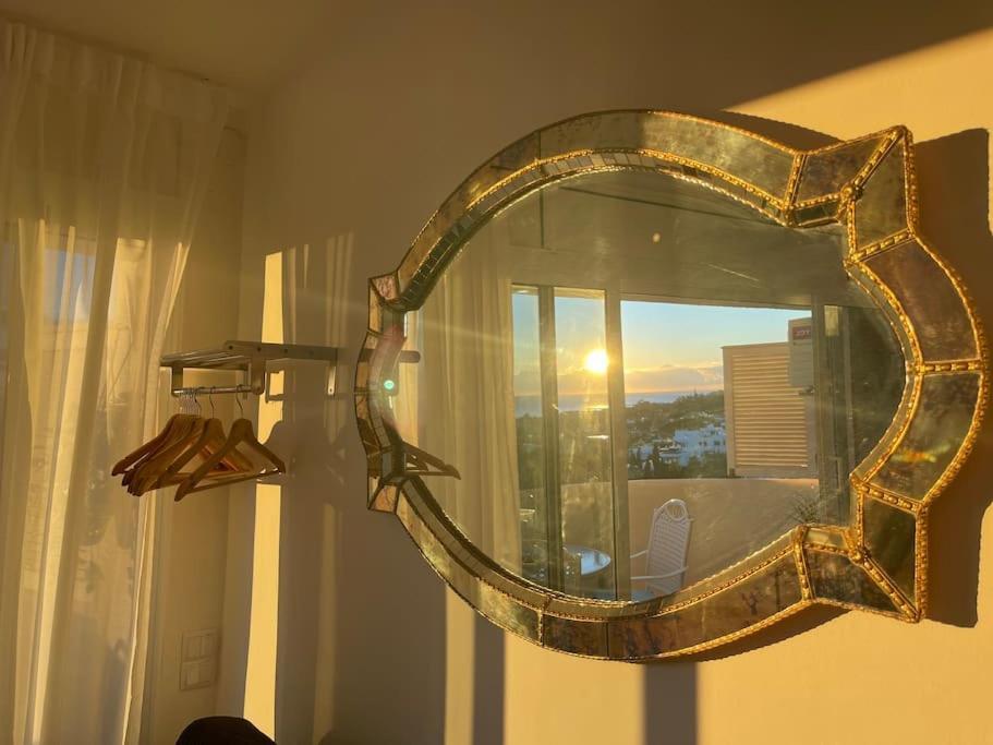 Apartamento Golden Hour Beachfront Marbella