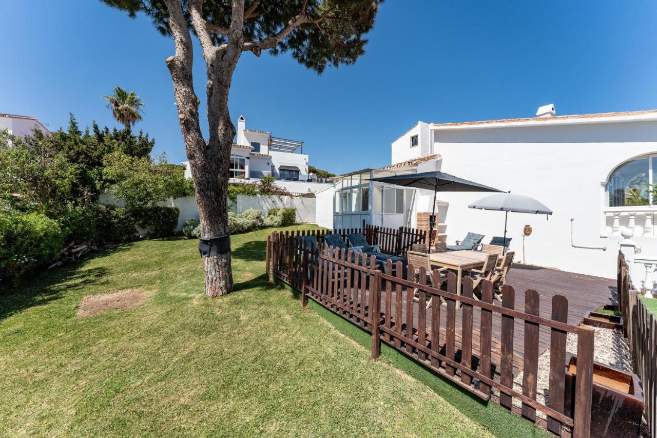Superbly Situated 67 Villa
