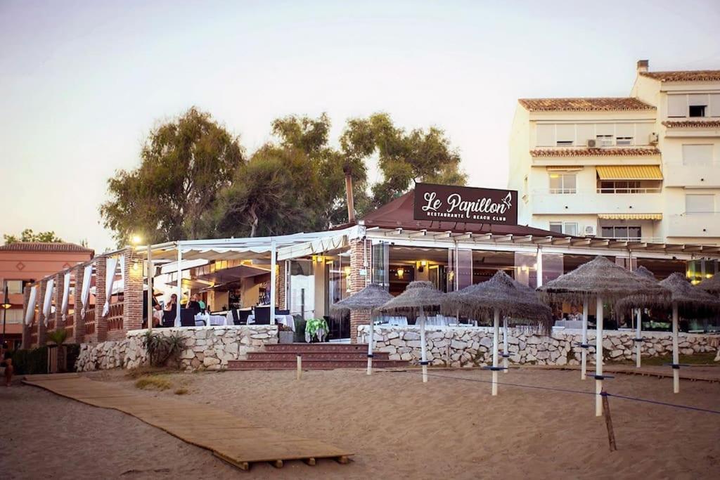 Apartamento Golden Hour Beachfront Marbella