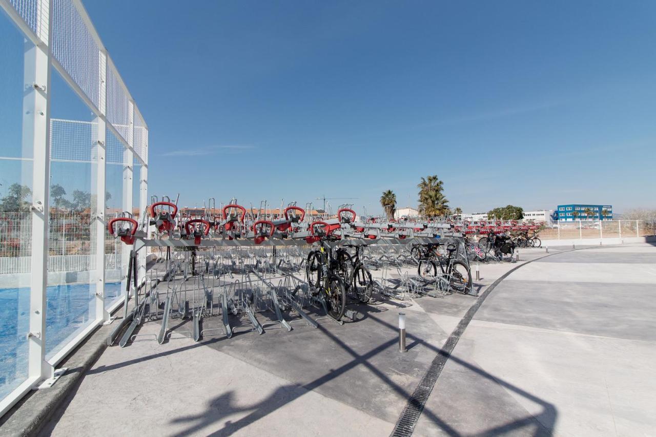 Global Properties, Con Terraza Y Vistas A La Piscina En Gran Canet Canet d'En Berenguer