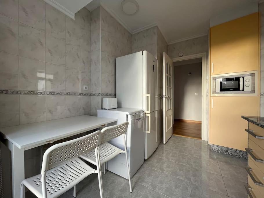 Apartamento Primera Linea De Playa De Riazor *