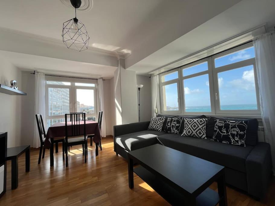 Apartamento Primera Linea De Playa De Riazor