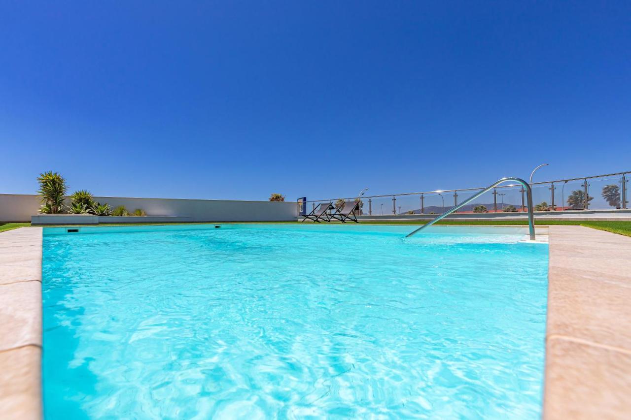 Centric, Terrace & Pool - Fiberglass Wifi Tarifa