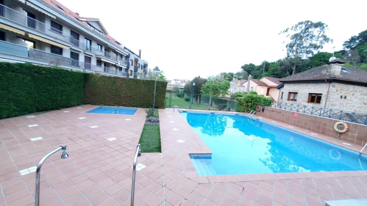 Con Terraza Y Piscina, Baiona