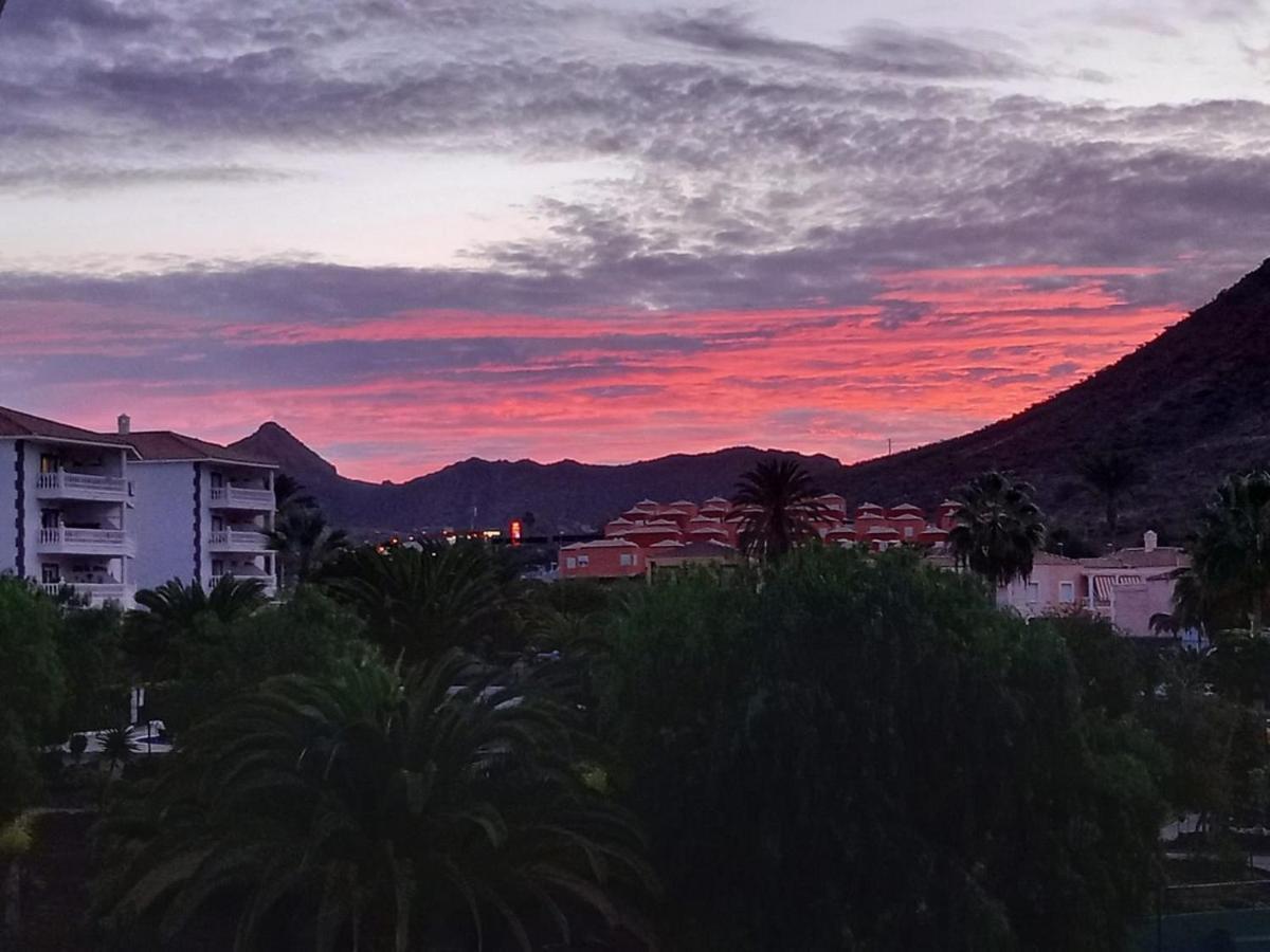 Sunset - 2 Bedroom * Costa Adeje (Tenerife)