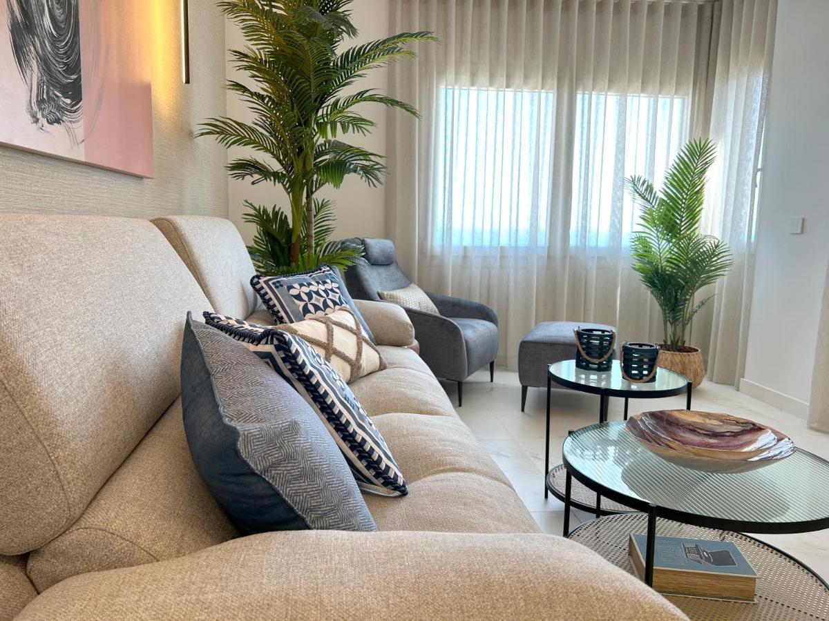 Posidonia Punta Prima - Luxury Seafront Apartment *