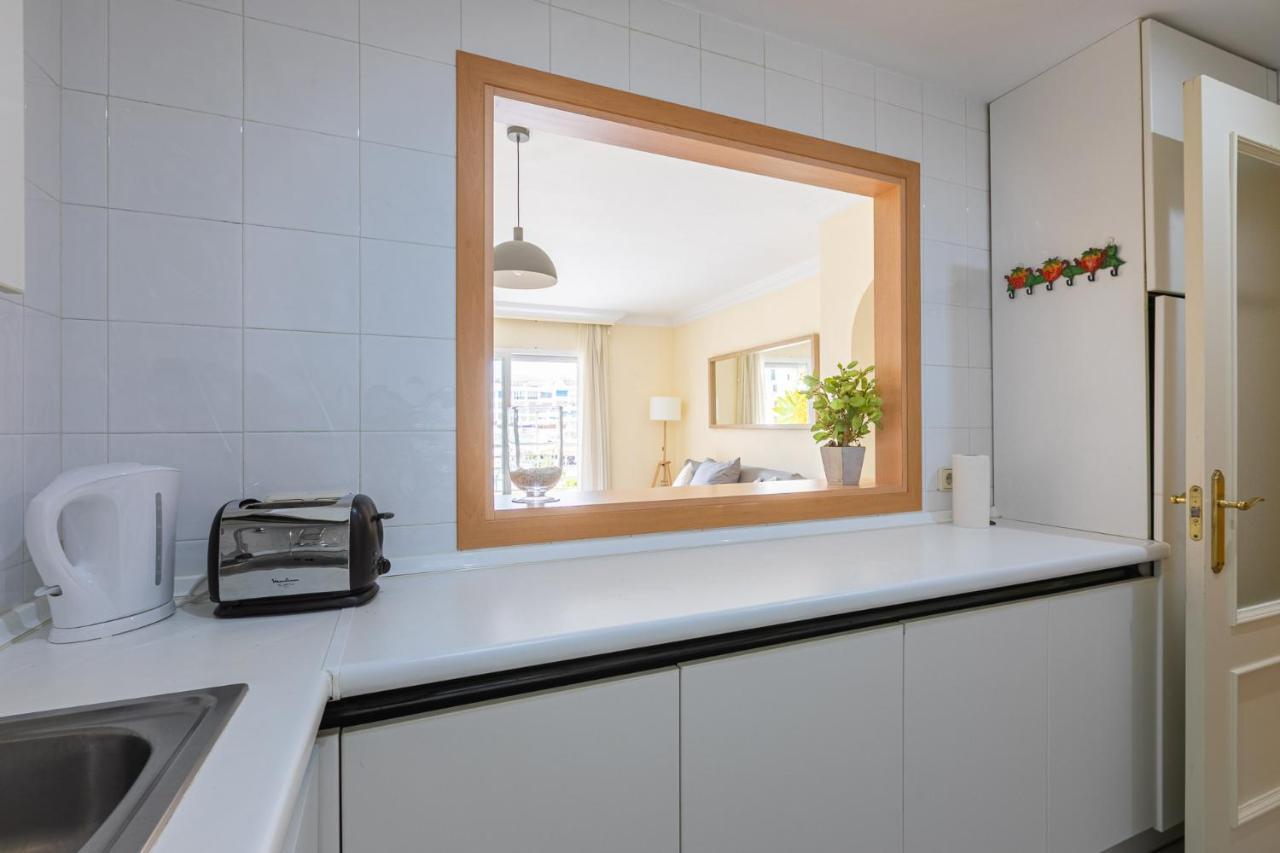 Puerto Banus, Marina Banus, 2br, 2bth, Pool, Parking, Marbella, 2h Apartamento *