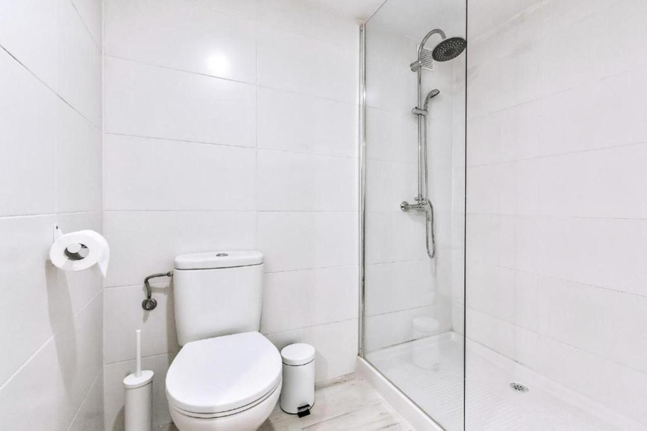 Two Bedroom With Wifi, Close To The Beach, In Playa De Americas Playa de las Américas