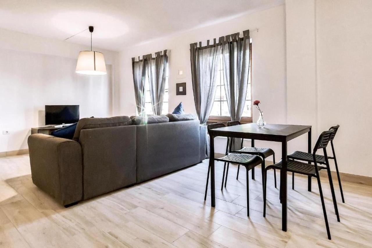 Apartamento Two Bedroom With Wifi, Close To The Beach, In Playa De Americas
